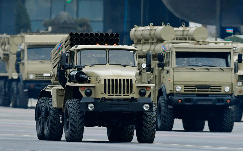 Nazirlik&nbsp;avtomobil parkına 2,4 milyon ayırdı