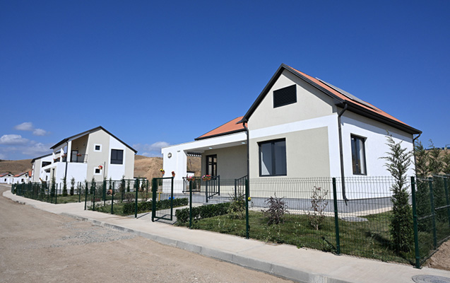 Qarabağa qayıdanlar evlərini özləri tiksin - DEPUTATDAN&nbsp;TƏKLİF