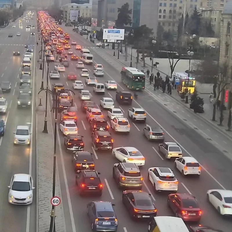 Paytaxtın hansı küçələrində sıxlıq var?