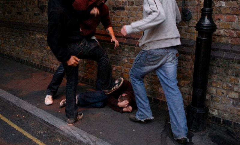 Sinif yoldaşını döyən şagird CƏZALANDIRILDI