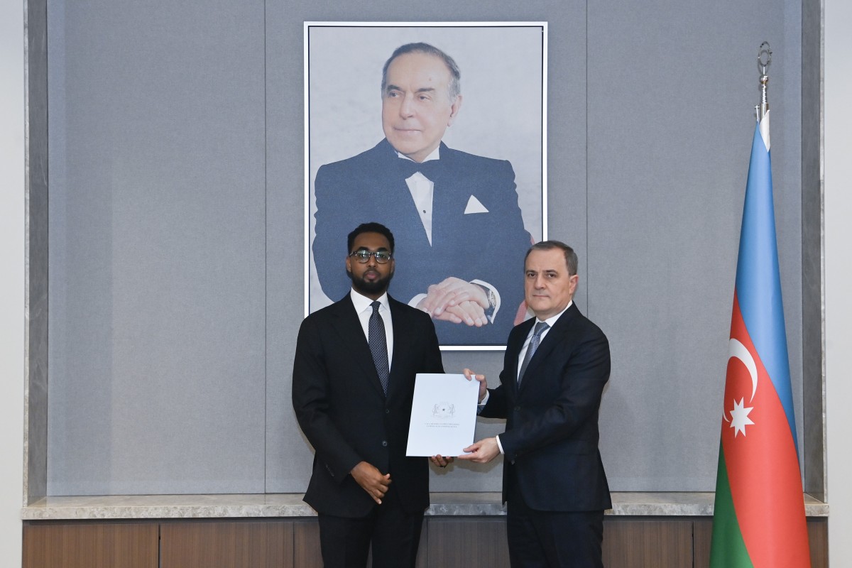 Yeni&nbsp;səfir etimadnaməsinin surətini Ceyhun Bayramova təqdim etdi