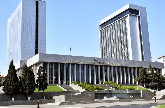 Parlament Xocalı soyqırımı ilə əlaqədar beynəlxalq təşkilatlara müraciət etdi