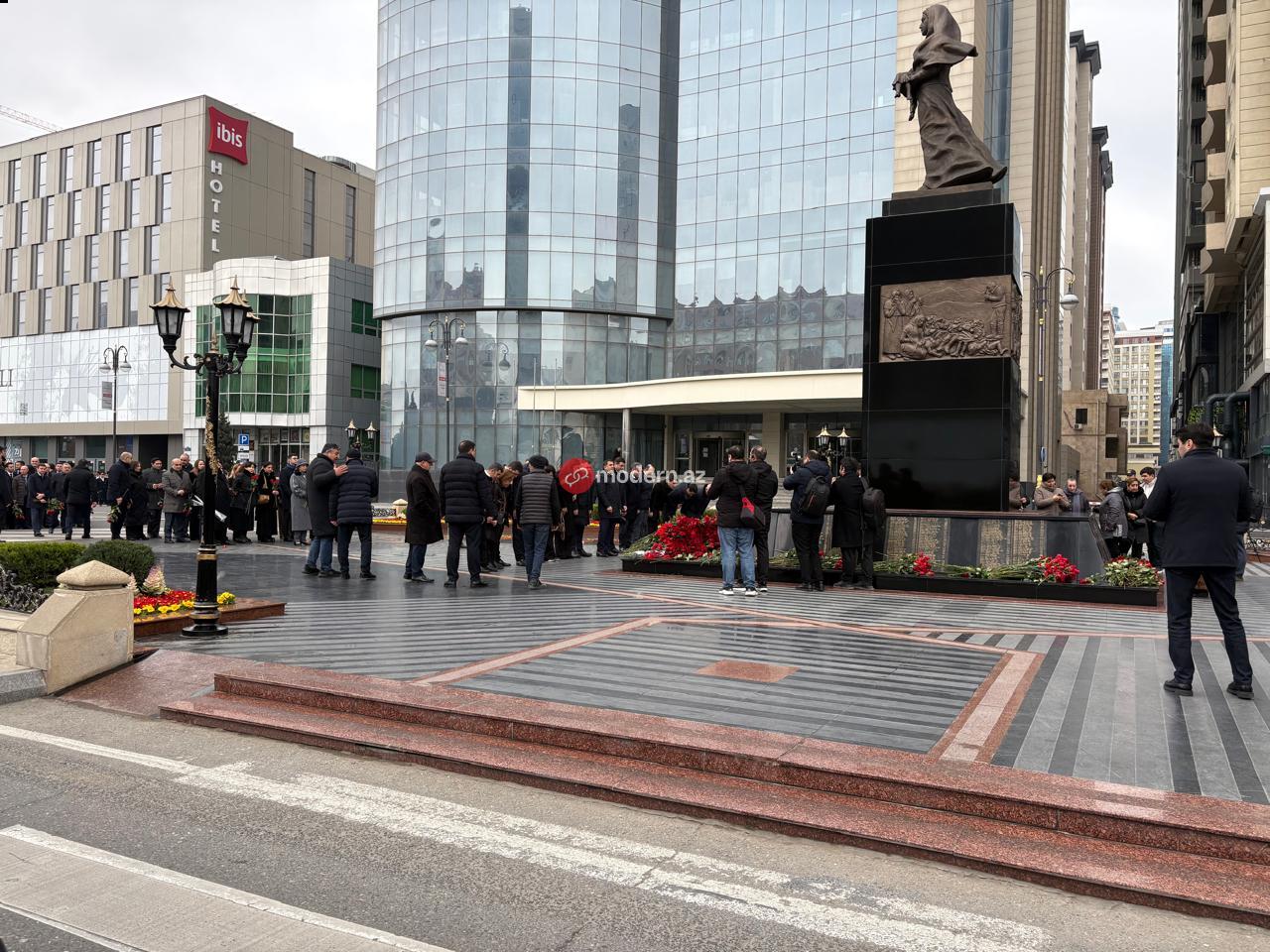 Xocalı soyqırımı qurbanları yad edilir - FOTOLAR