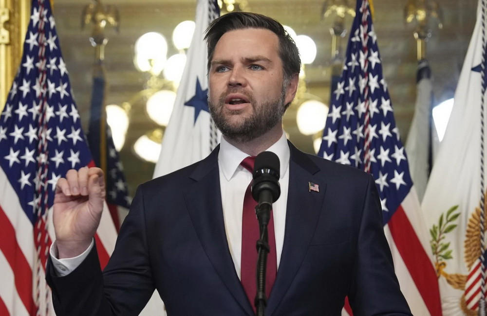 Vens İranla qarşıdurmanın qısamüddətli olacağını deyib