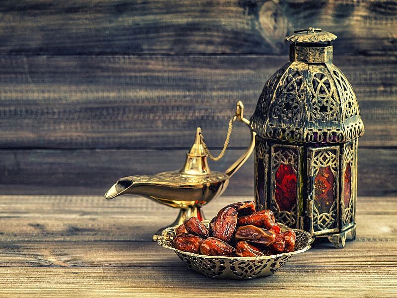 Ramazanın 10-cu gününün duası - İmsak və iftar vaxtları