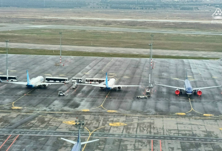 Heydər Əliyev Aeroportu iki reysi ehtiyat kimi qəbul etdi