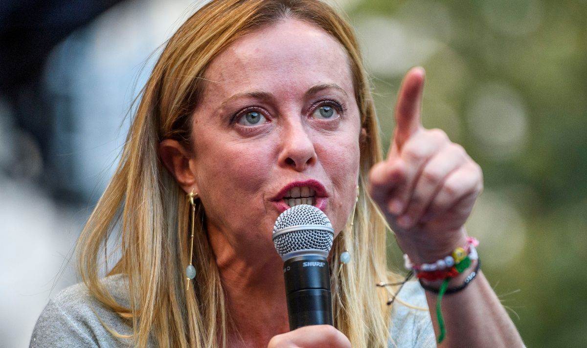 İran ABŞ-nin Küveytdəki hərbi bazasını vurdu