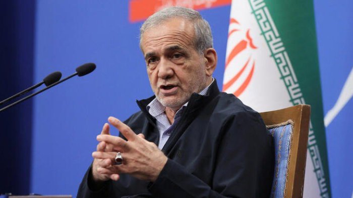 Hücumlara baxmayaraq, müstəqillik yolunda möhkəm dayanırıq -&nbsp;Pezeşkian