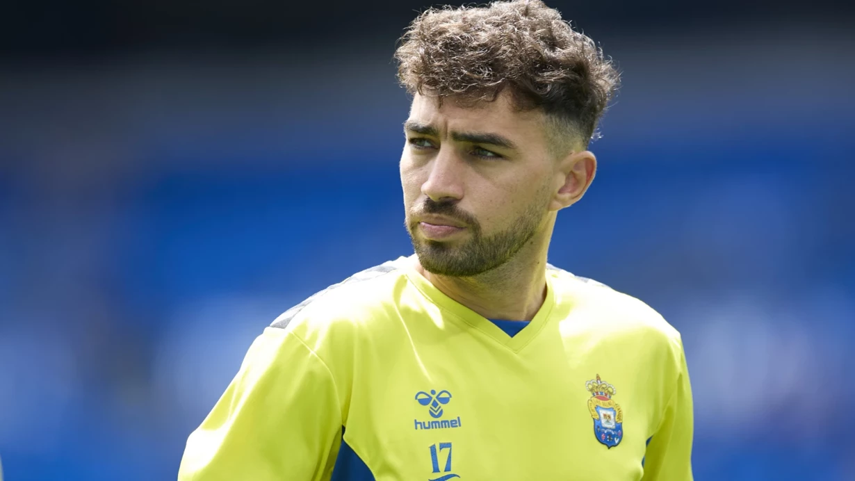 Spanish footballers have left Iran due to rocket attacks