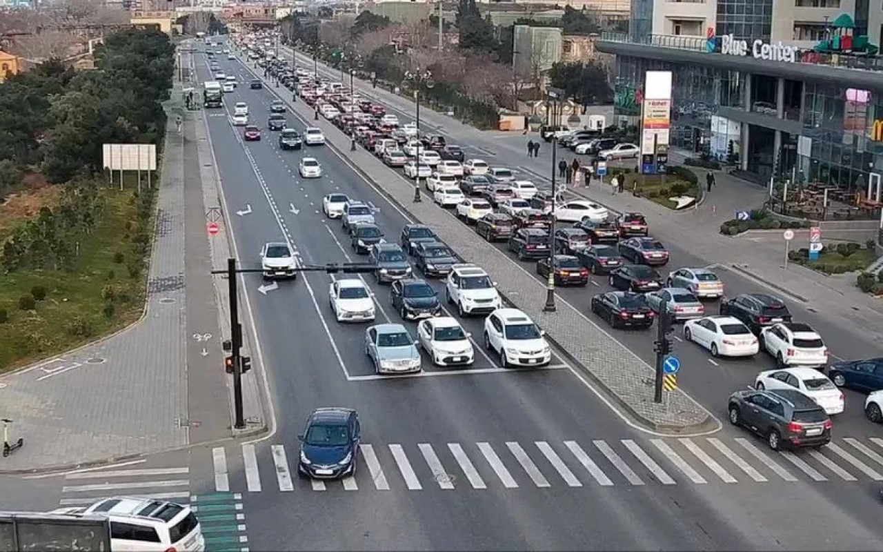 Sıxlıq olan yolların SİYAHISI