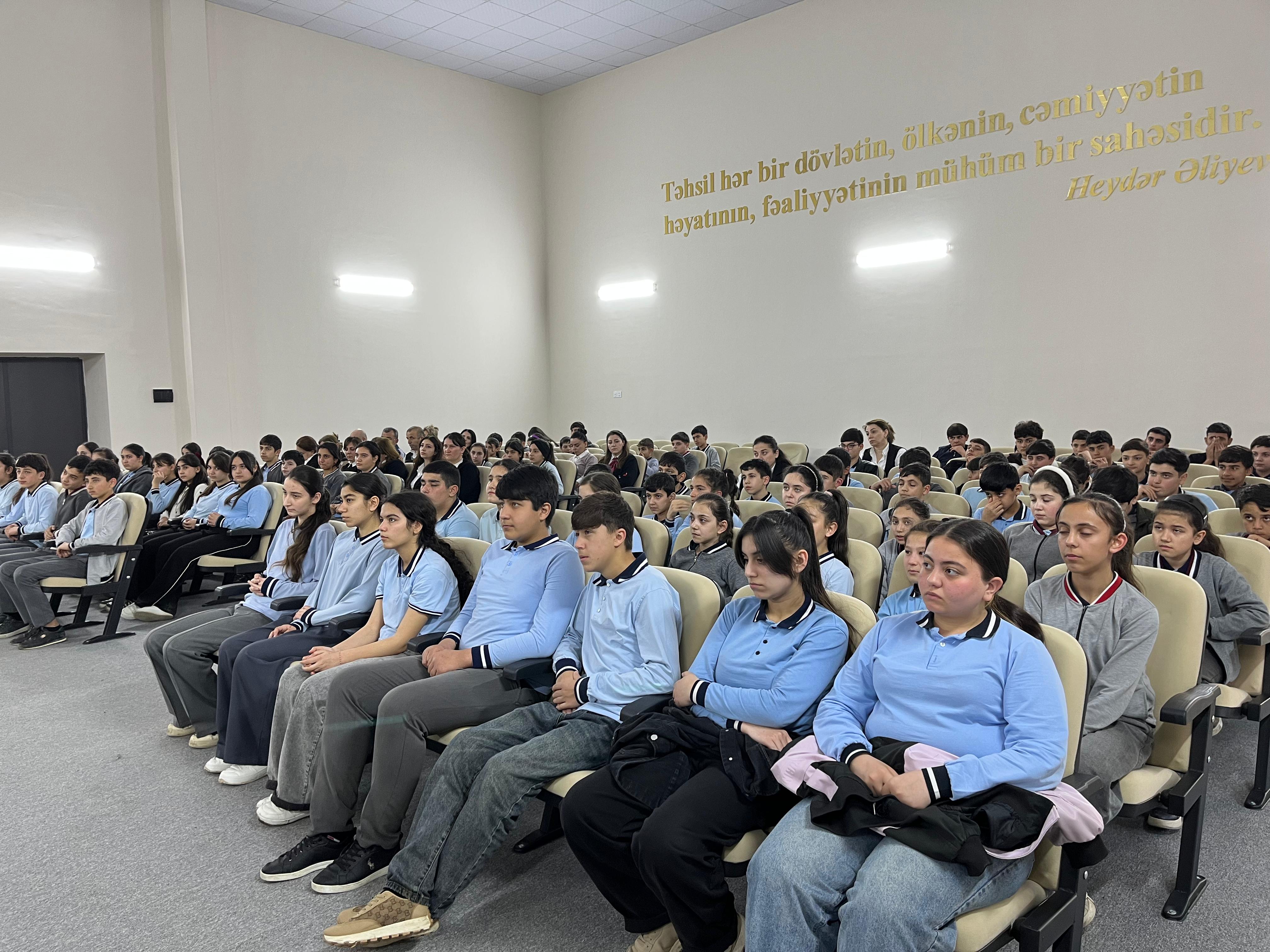 Samuxda şagirdlərə&nbsp;maarifləndirici tövsiyələr verilib - FOTOLAR