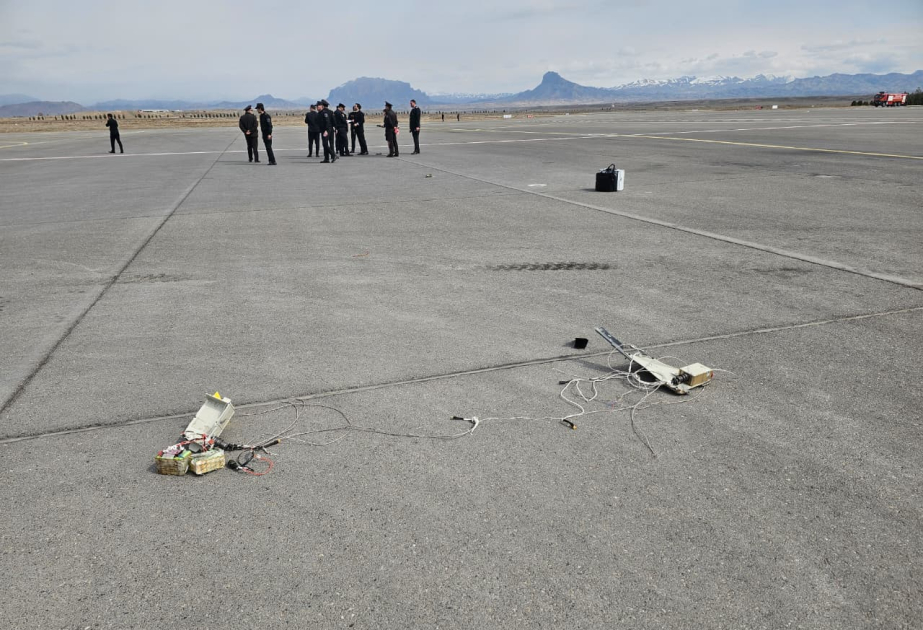 Naxçıvan aeroprotuna düşən dronun qalıqları -&nbsp;FOTO