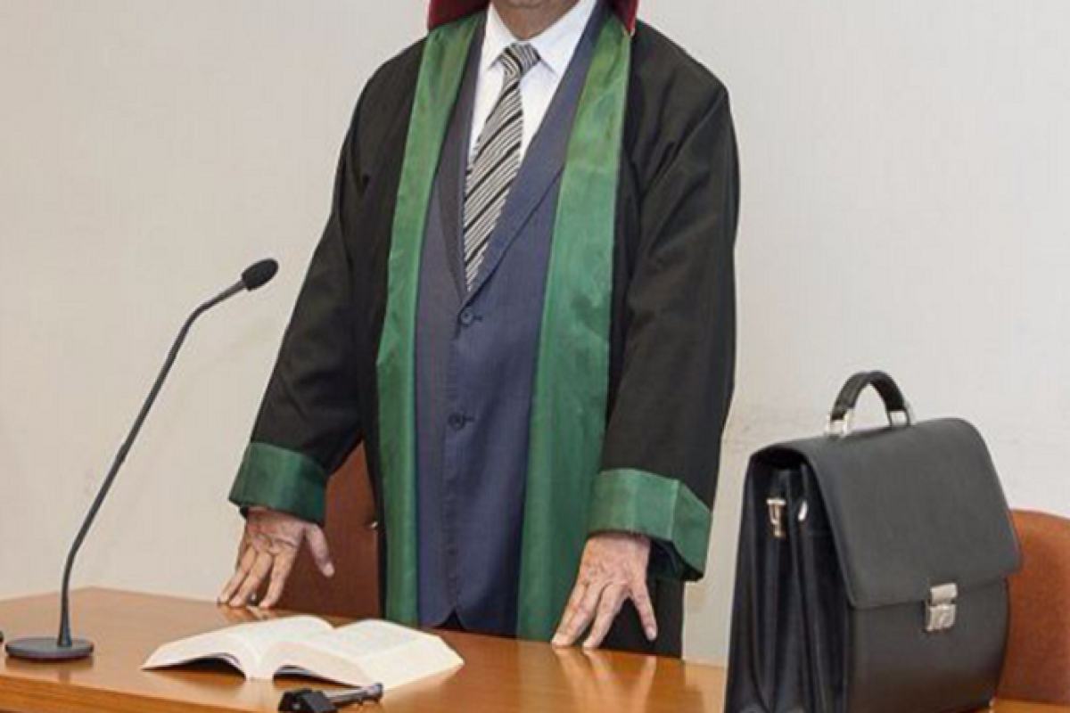 Bir vəkil kollegiyadan xaric edildi, 3-ü&nbsp;isə cərimələndi