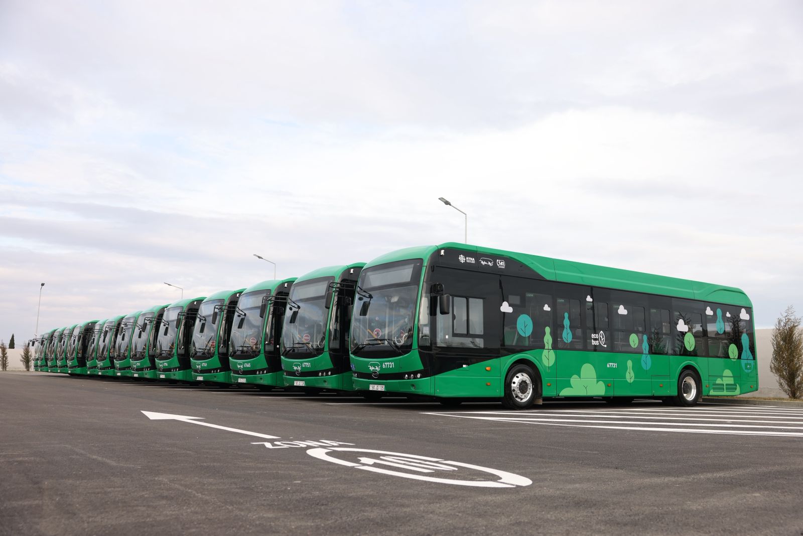 Bakıda yeni avtobus deposu istifadəyə verildi - FOTO