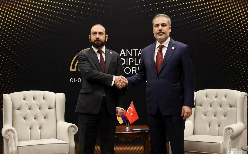 Hakan Fidan Mirzoyanla nələri müzakirə etdi?