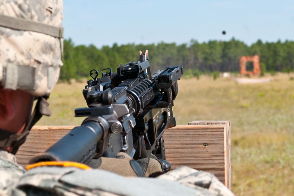 Qlobal silah ixracı artıb, Rusiyanın payı kəskin azalıb - HESABAT