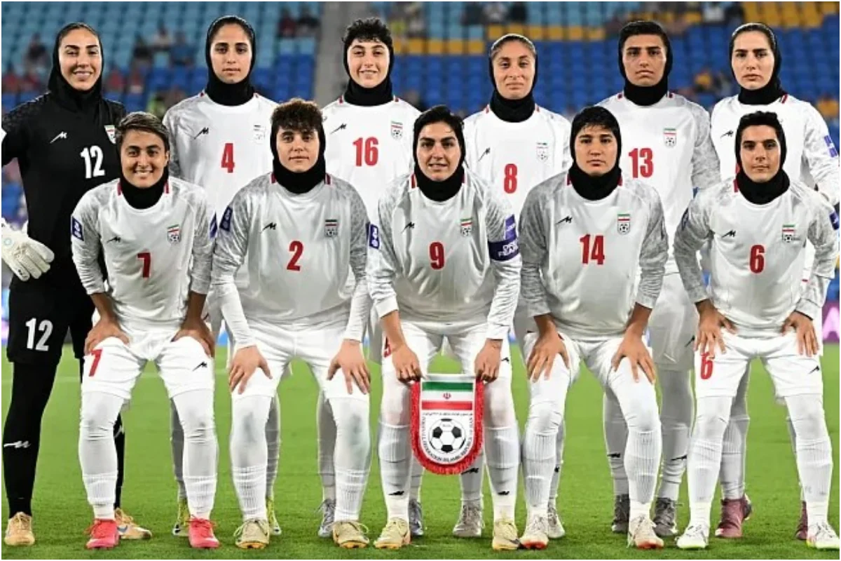 Tramp iranlı qadın futbolçulara sığınacaq istədi