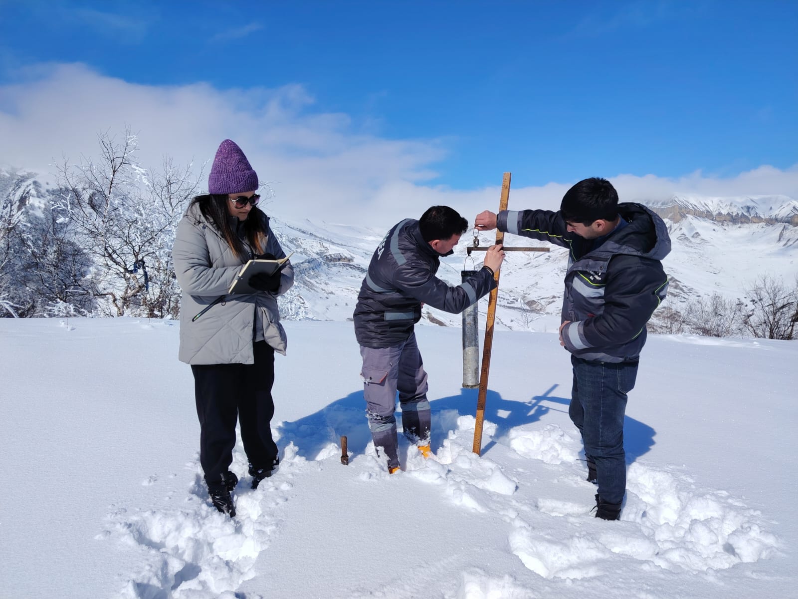 Snow measurement operations have commenced in the mountains - PHOTO