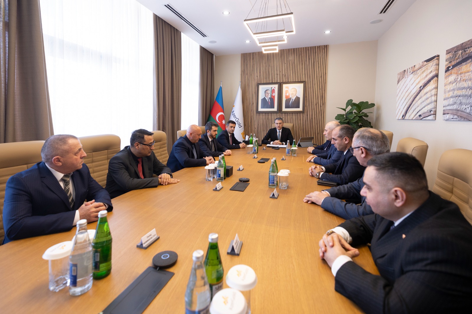 "AzerGold"da "Tərəqqi" medalına layiq görülmüş əməkdaşlarla görüş - FOTO