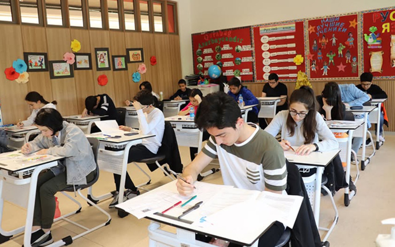 Bu məktəbə lisey statusu&nbsp;verildi