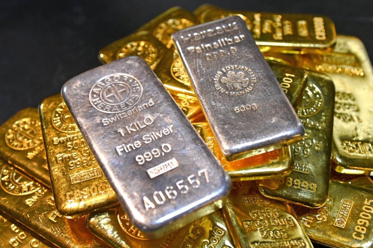 Qızıl və gümüşün qiyməti yenidən UCUZLAŞDI