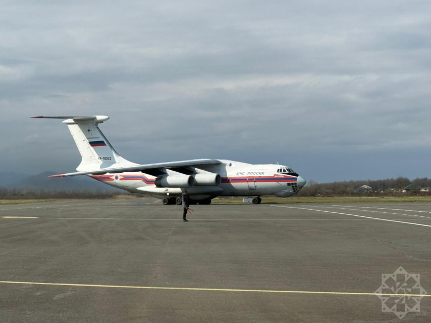 Rusya'dan&nbsp;İran'a yardım taşıyan uçak&nbsp;Lenkeran'da - FOTOĞRAFLAR