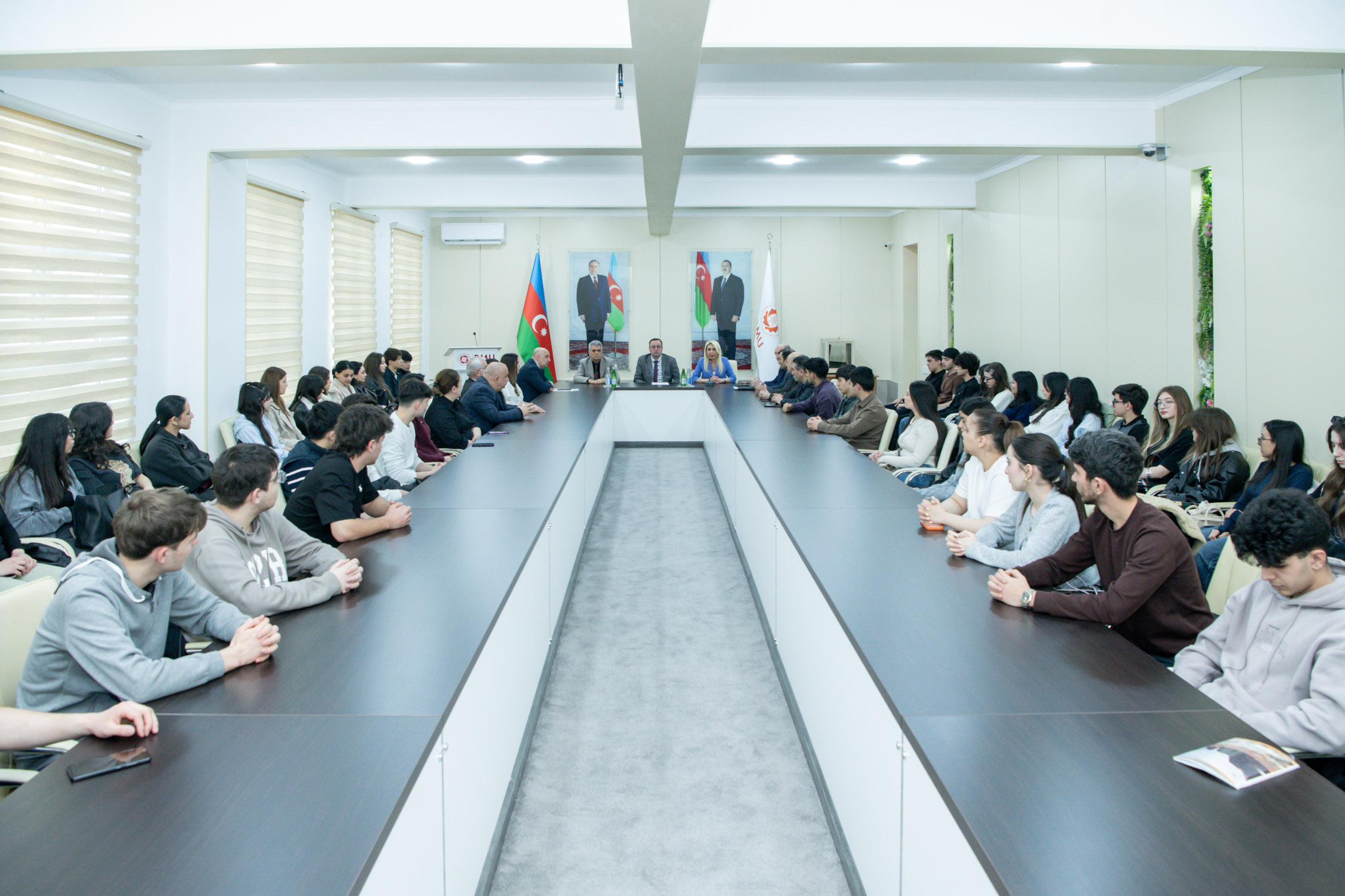 BMU-da elmi seminar keçirilib - FOTO