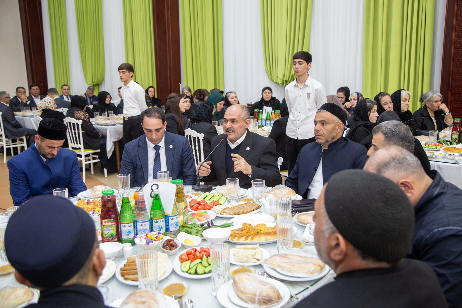 Salyanda iftar süfrəsi təşkil olunub - FOTOLAR