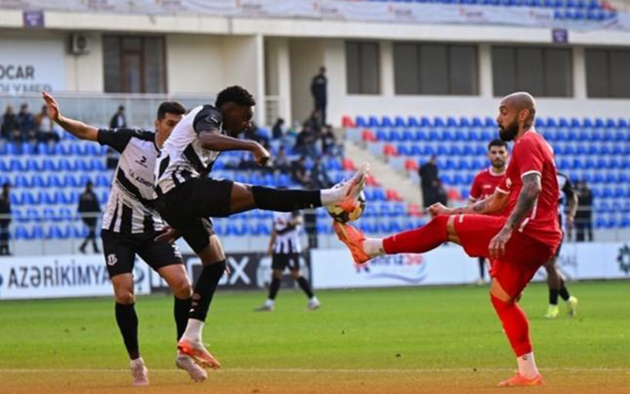 &ldquo;Araz-Naxçıvan&rdquo; &ldquo;Karvan-Yevlax&rdquo;a, &ldquo;Şamaxı&rdquo; &ldquo;Sumqayıt&rdquo;a qarşı