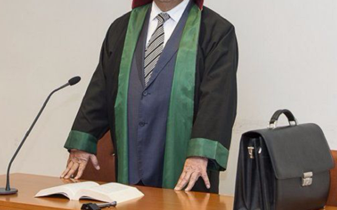 Azərbaycanda vəkillərin sayı&nbsp;açıqlandı