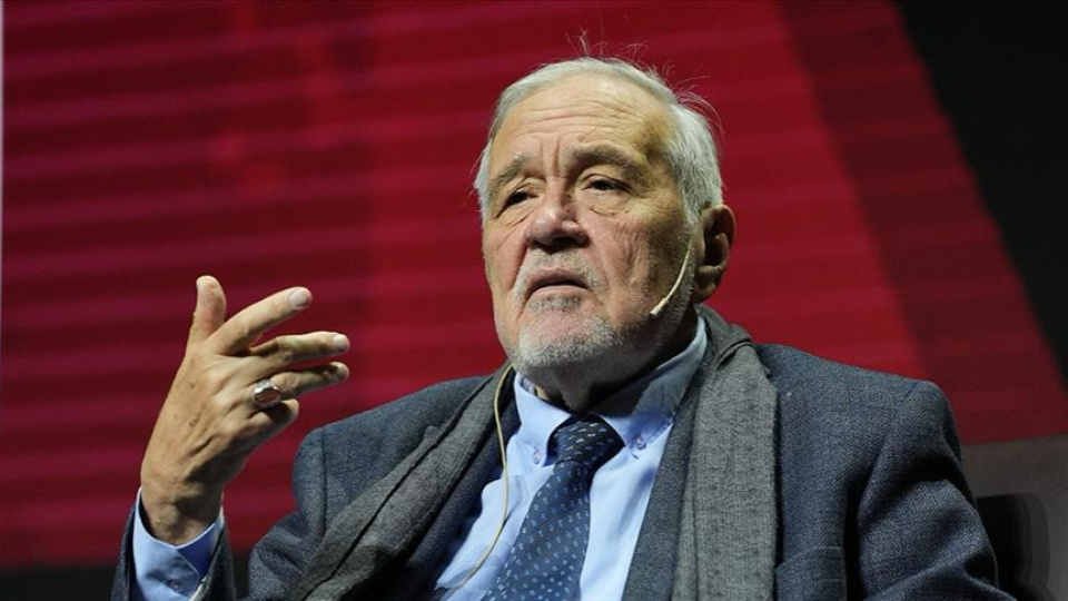 İlbər Ortaylı vəfat edib