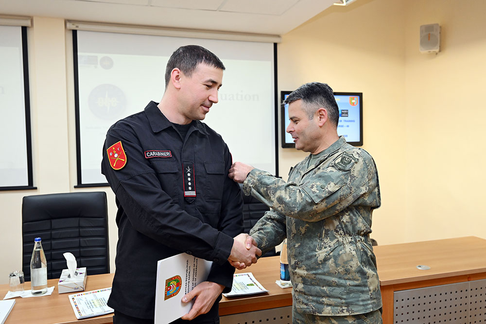 НАТО провело курс в Азербайджане