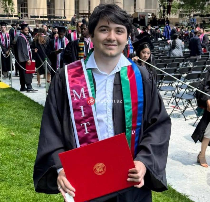 Jurnalistin oğlu məşhur universitetin ilk azərbaycanlı doktorantı olub - FOTO