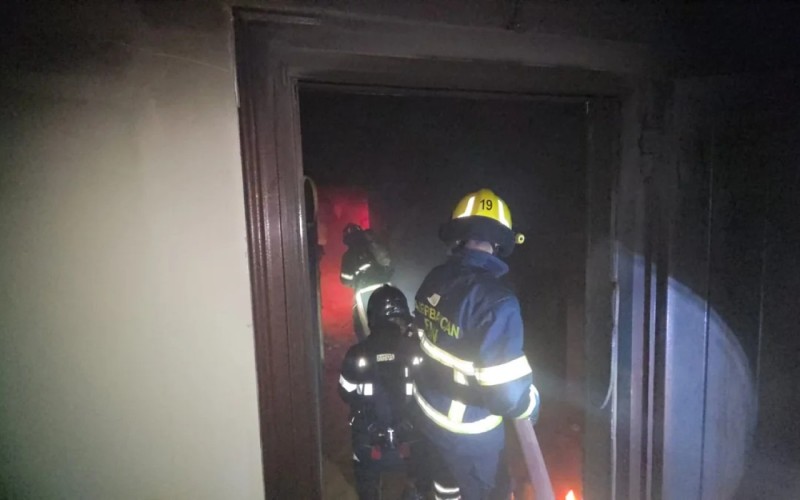 Bakıda&nbsp;yanğın - 8 nəfər təxliyə olundu