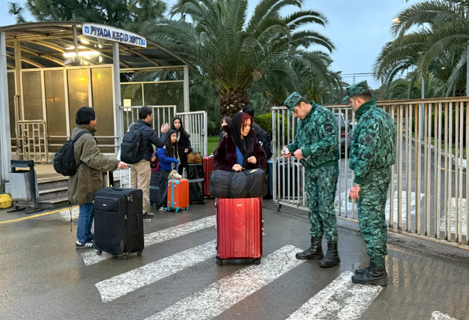 İsveçrə diplomatları Azərbaycana təxliyə olundu