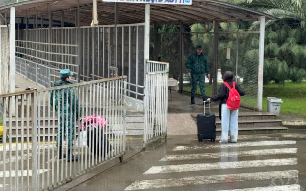 İrandan 4 Azərbaycan vətəndaşı&nbsp;təxliyə olundu