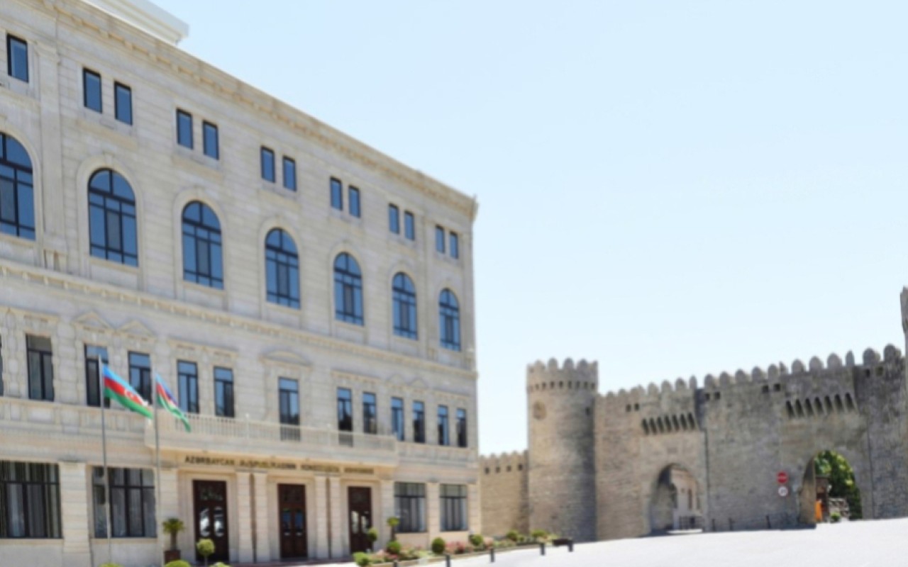 Konstitusiya Məhkəməsi Baş Prokurorluğun sorğusuna baxacaq