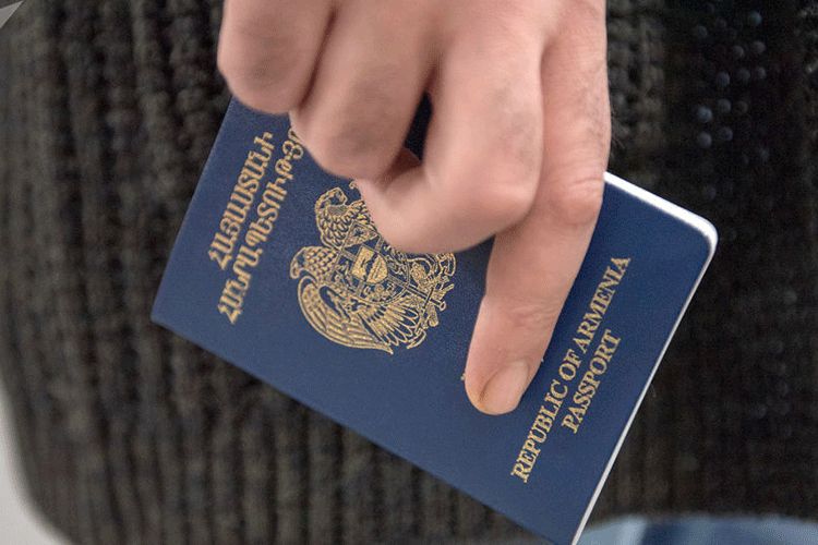 Azərbaycandan köçən 34 576 nəfərə Ermənistan vətəndaşlığı verilib