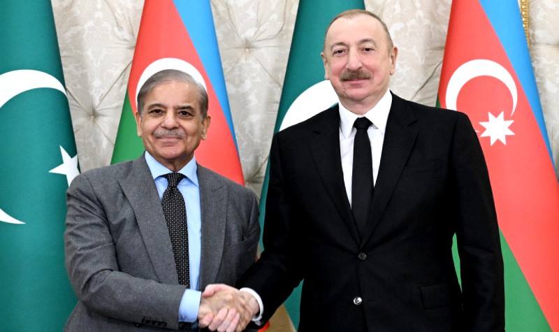 İlham Əliyev Şahbaz Şəriflə Yaxın Şərqi MÜZAKİRƏ ETDİ