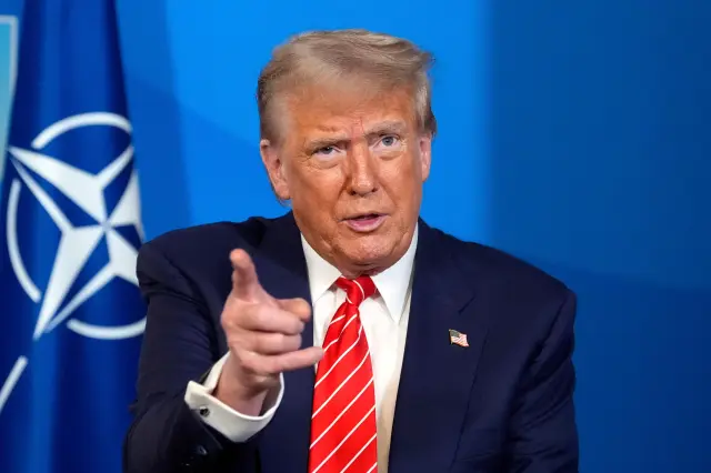 Tramp NATO müttəfiqlərinə: "QORXAQLAR"