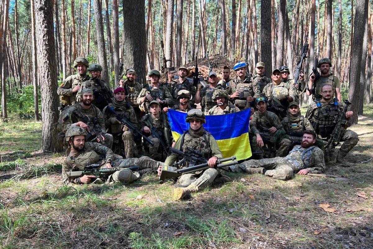 Ukrayna ordusunda 20 000 əcnəbi döyüşür