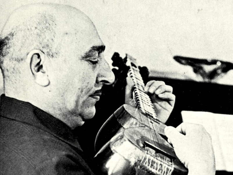 Tarixdə iz qoyanlar -&nbsp;Kasıblara əl tutan&nbsp;TARZƏN