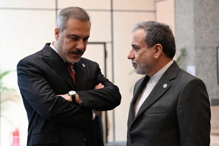 Fidan Əraqçi ilə&nbsp;hərbi əməliyyatlardan danışdı