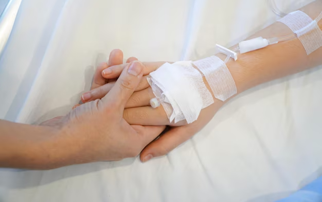 4 yaşlı uşağı maşın vurdu&nbsp;- Qonşusu gəzintiyə çıxarıbmış