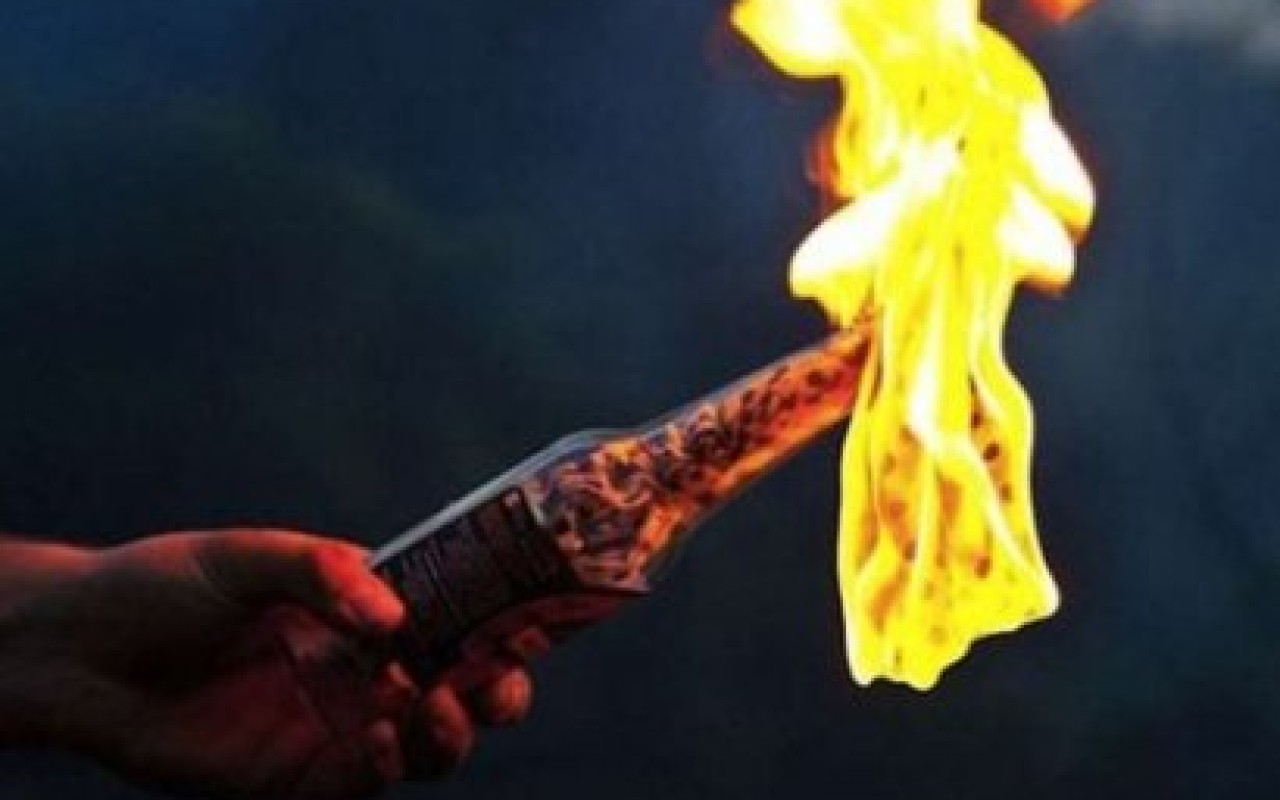 "Rus Evi"nə "molotov kokteyli" atıldı