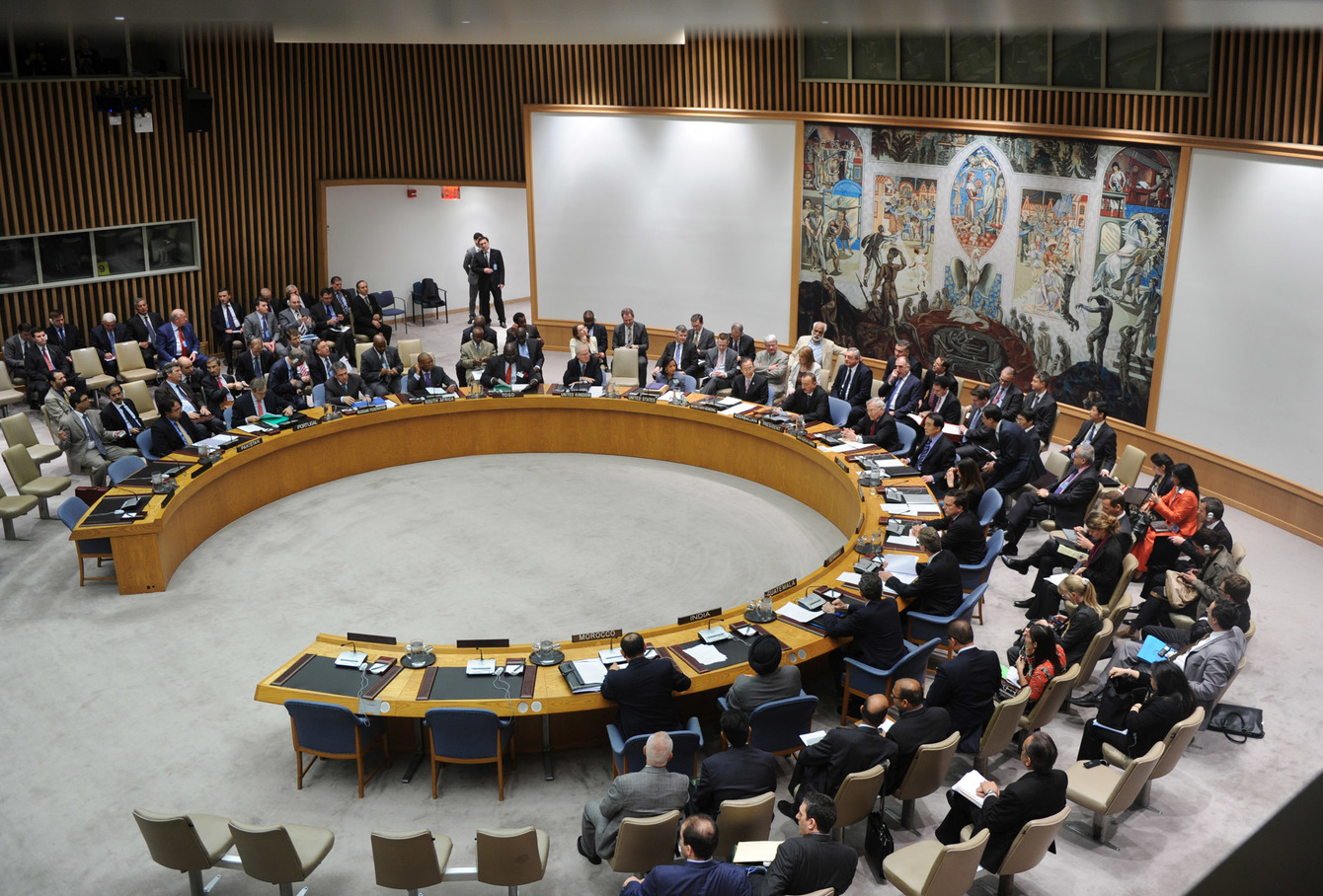 İrandakı qızlar məktəbinə zərbə&nbsp;BMT-də qalmaqal yaradıb