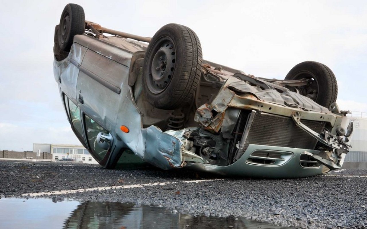 Bakıya sərnişin daşıyan maşın Masallıda qəzaya düşdü - Ölən var