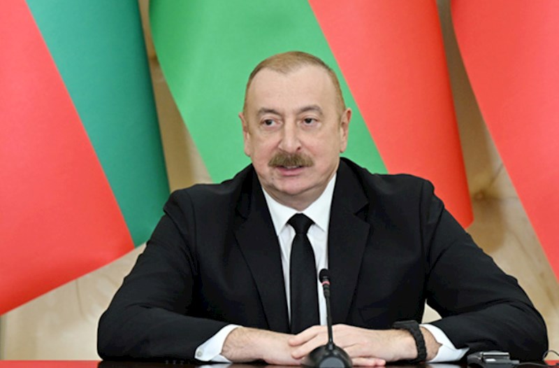 İlham Əliyev&nbsp;Dərbənddəki Azərbaycan Teatrının kollektivini təbrik etdi