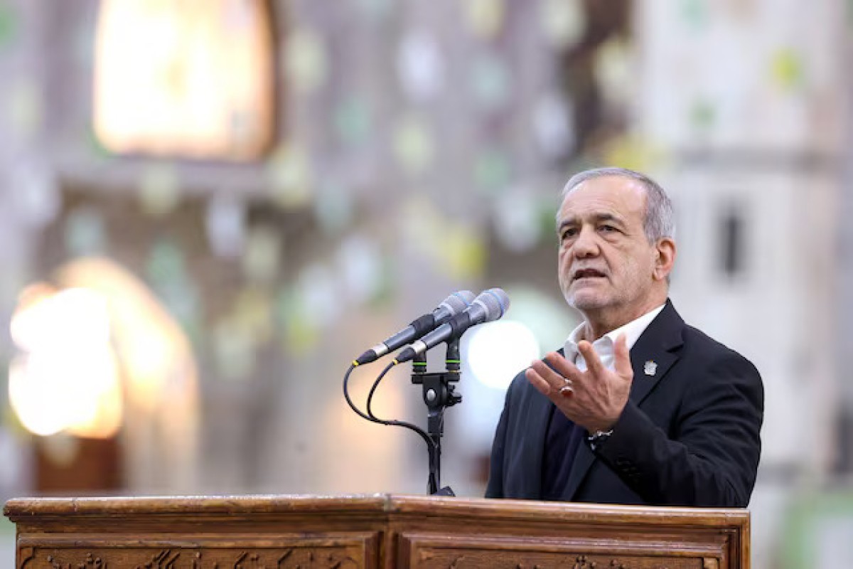 Pezeşkian Amerika xalqına məktub ünvanladı