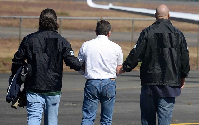 Azerbaycan'da gözaltına alınan Pakistan vatandaşı Tacikistan'a teslim edildi